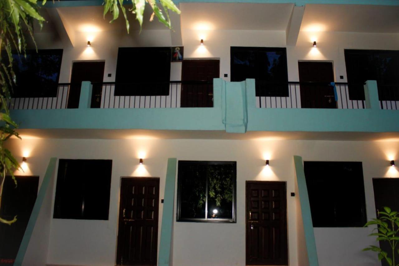 Villa Carolina Gh Goa Colva Exterior foto