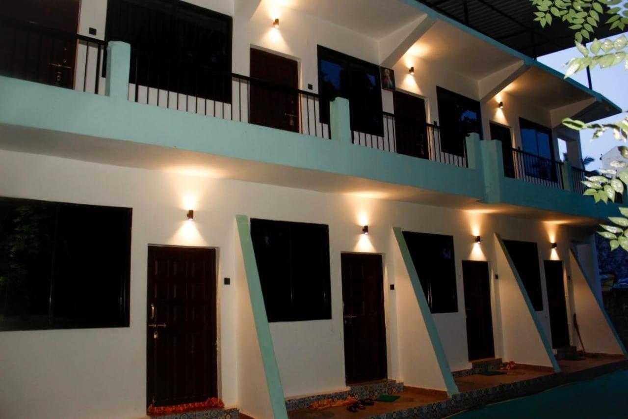 Villa Carolina Gh Goa Colva Exterior foto